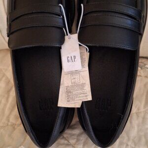 Gap Leather Black Loafers, sz 7